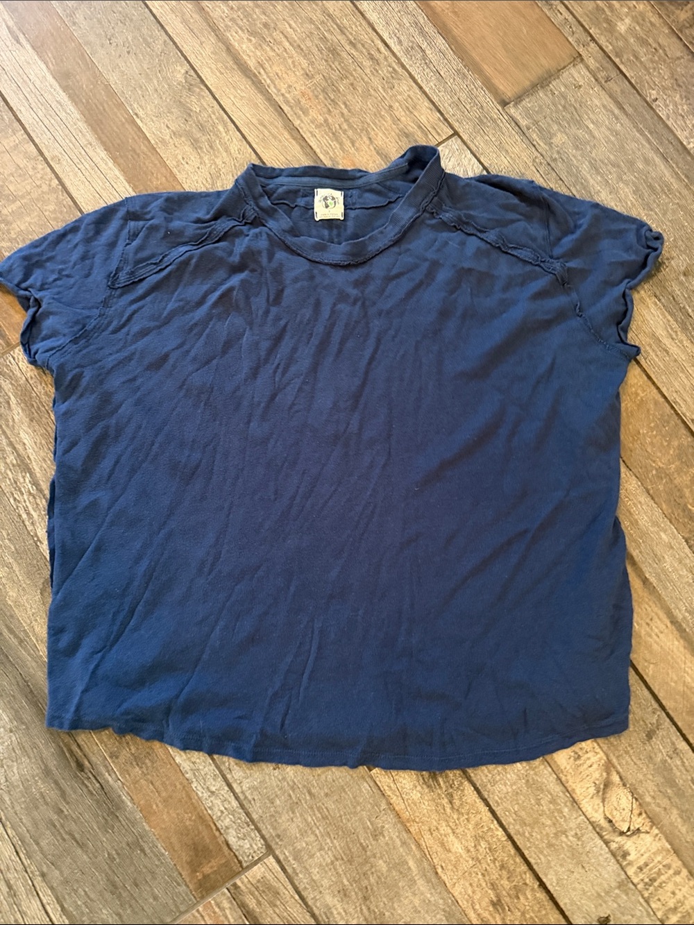 Care FP Linen Blend BF Tee Navy Peony